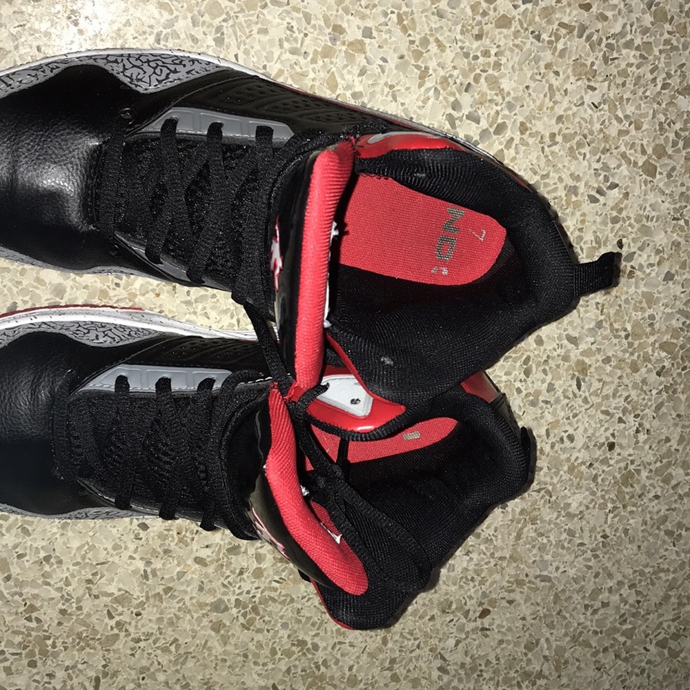 AND1 - Picture 2 of 5